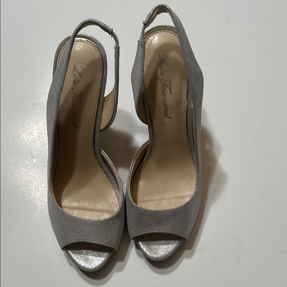 Lulu Townsend Gray Elegant Heels